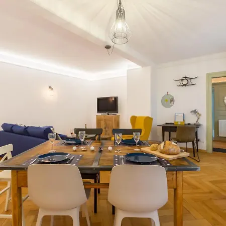 Thann - 1 - 5 Pers - Parking Apartment